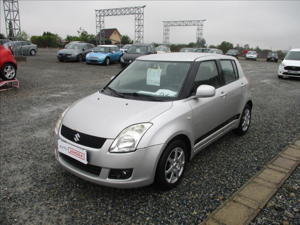 Suzuki Swift Hatchback 1,3 l 67 kw