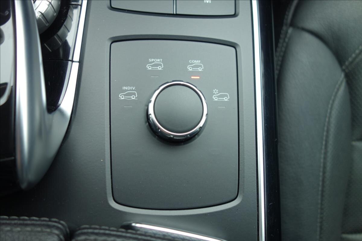 Mercedes-Benz GLE SUV / Terénní 3,0 l 190 kw