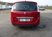 Renault Grand Scénic 9