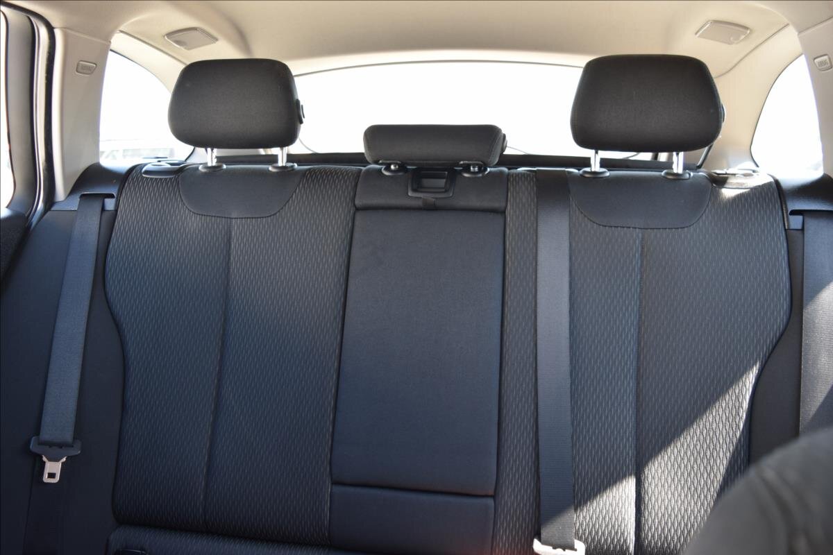 BMW Řada 3 Kombi 2,0 l 105 kw