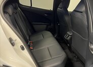 Lexus UX 300h SUV 2,0 l 146 kw