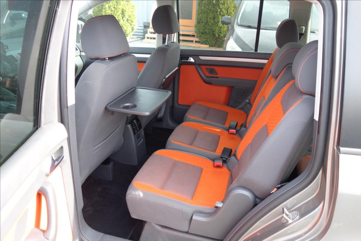 Volkswagen Touran MPV 2,0 l 103 kw