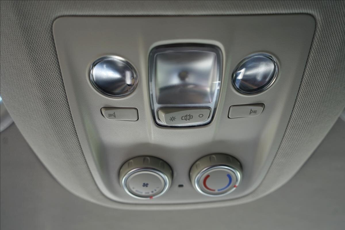 Citroën SpaceTourer MPV 2,2 l 133 kw