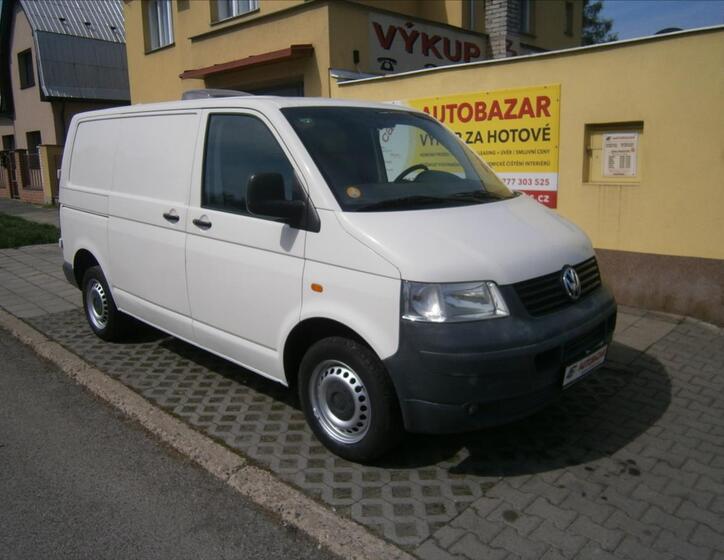 Volkswagen Transporter 1