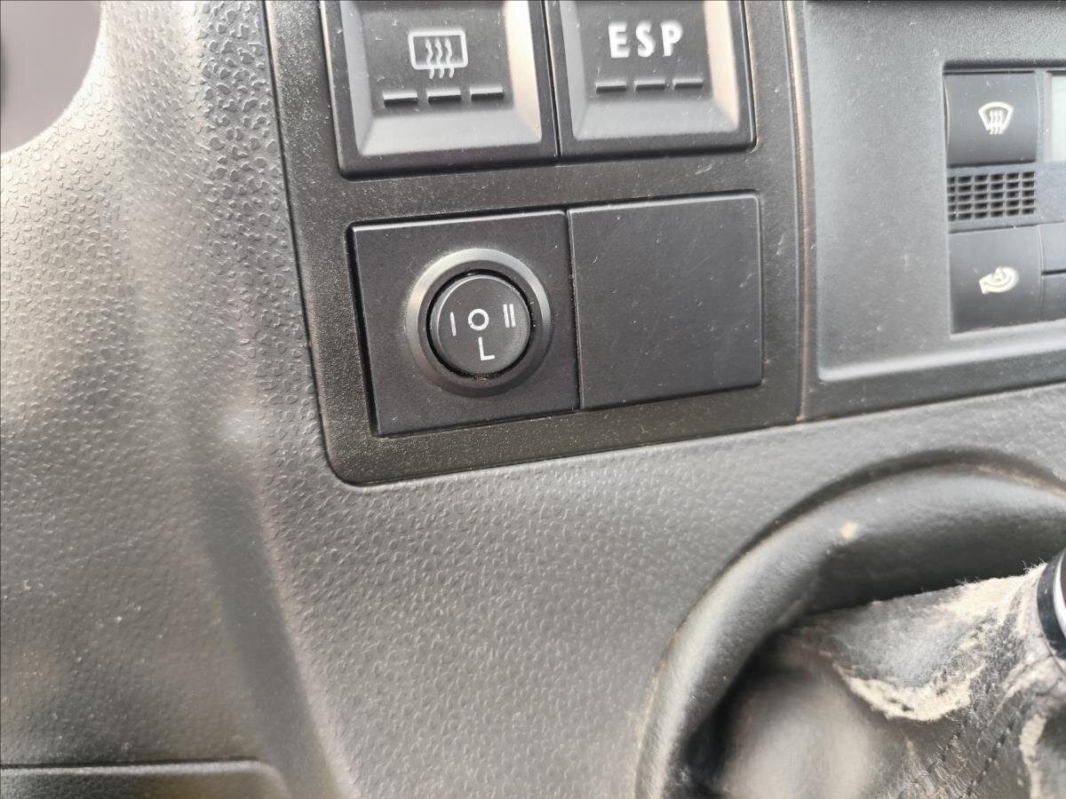 Volkswagen Caravelle Ostatní 2,5 l 96 kw