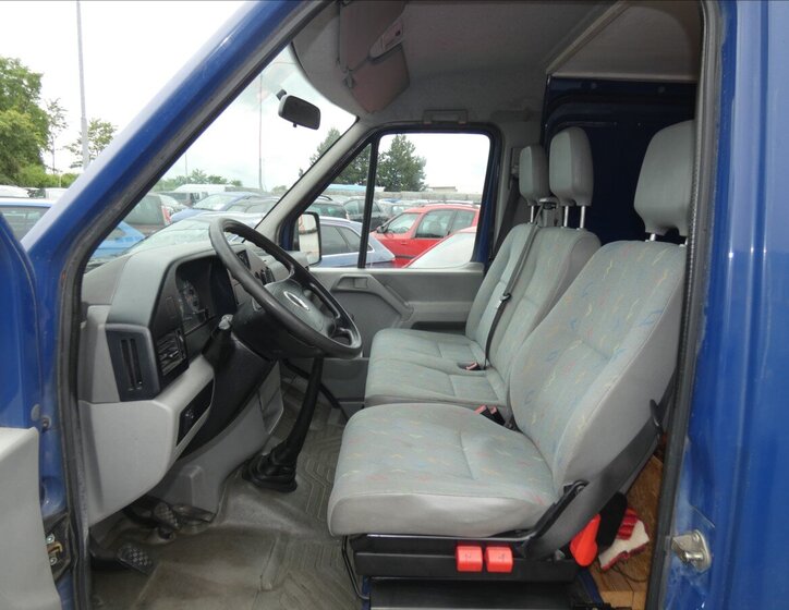Volkswagen Ostatní Ostatní 2,5 l 70 kw