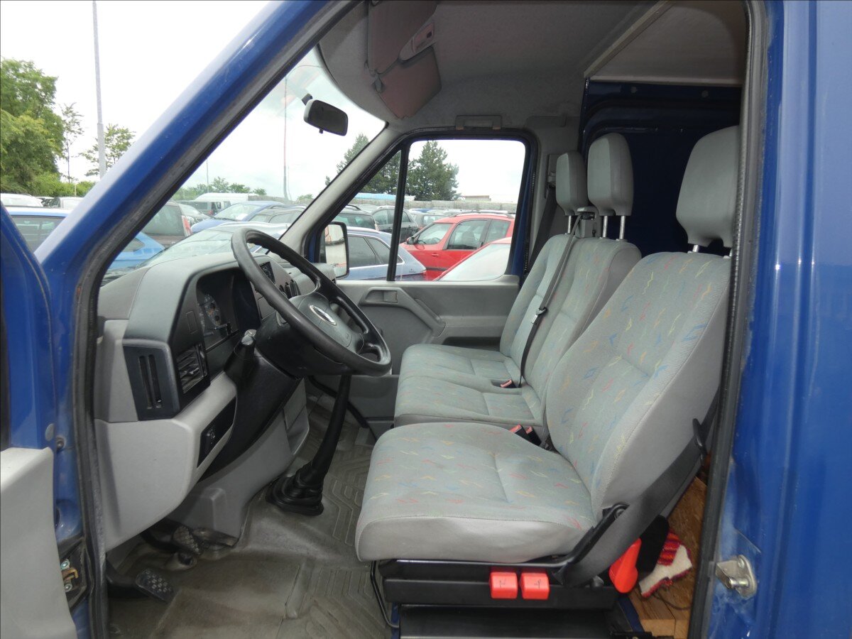 Volkswagen Ostatní Ostatní 2,5 l 70 kw