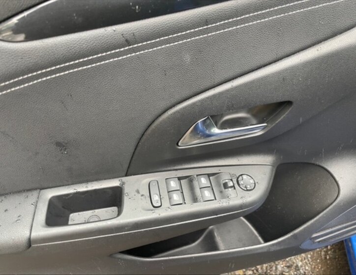 Opel Corsa Hatchback 1,2 l 74 kw