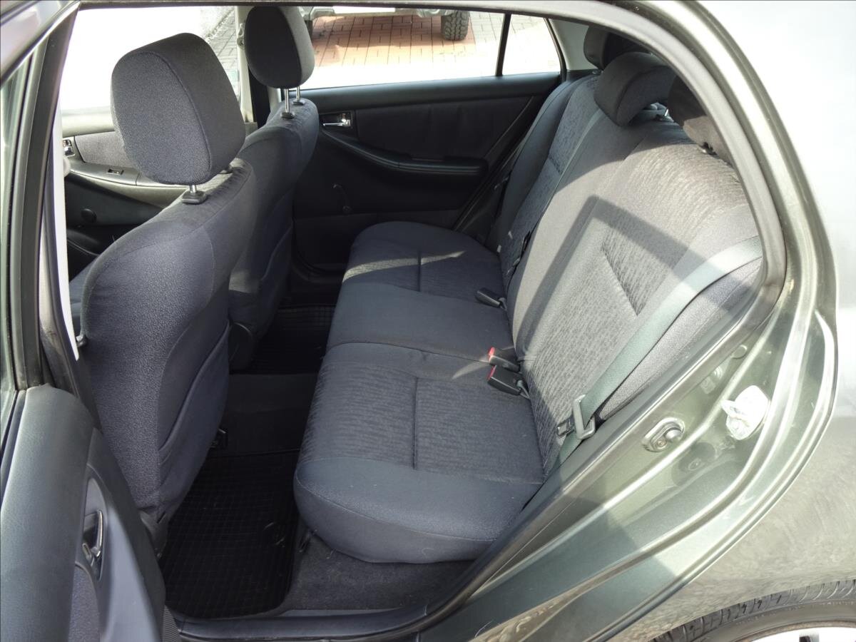 Toyota Corolla Hatchback 1,4 l 71 kw