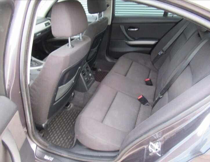 BMW Řada 3 Sedan 2,5 l 160 kw