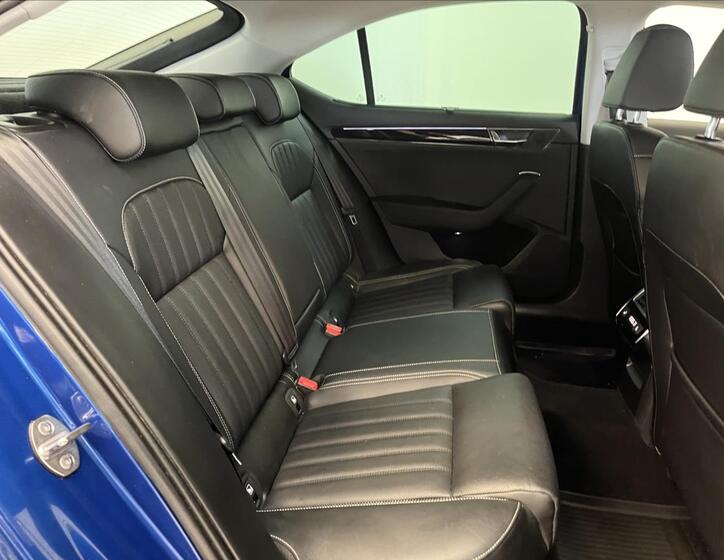 Škoda Superb 25