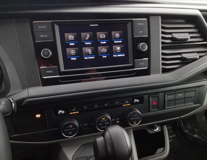 Volkswagen Caravelle 15