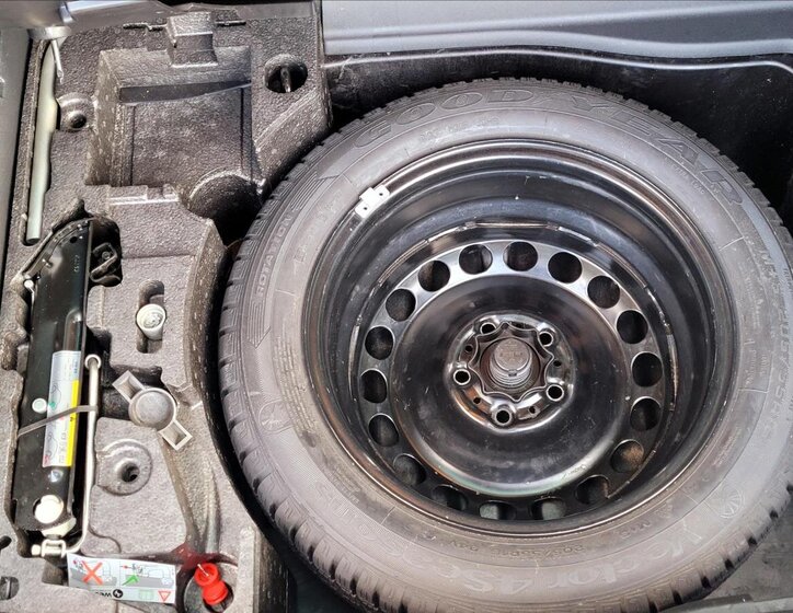 Volkswagen Passat Kombi 1,4 l 90 kw