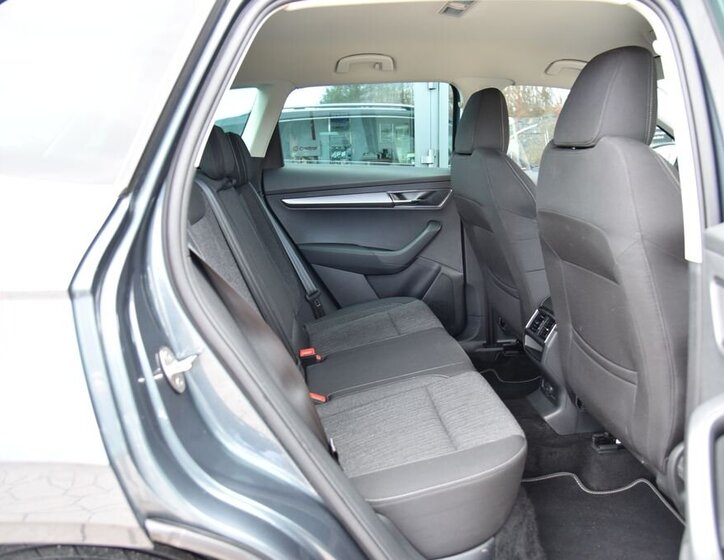 Škoda Karoq SUV 1,5 l 110 kw