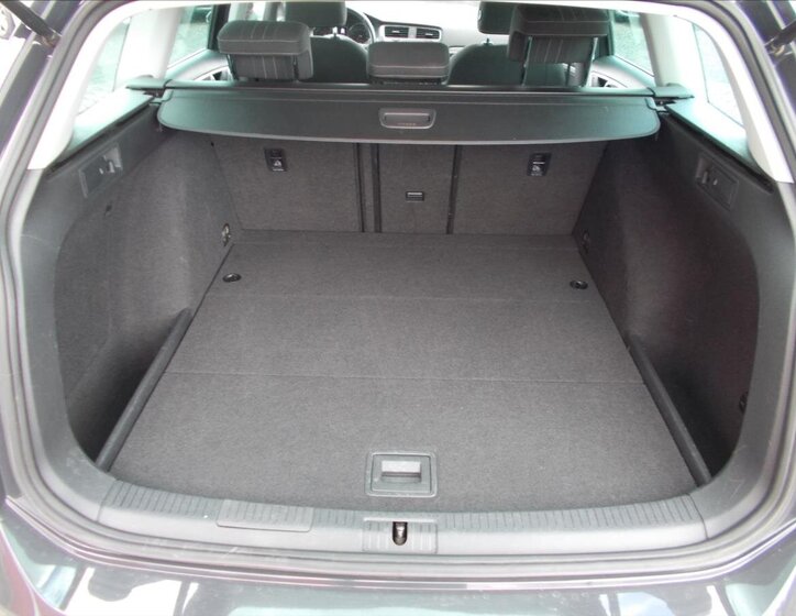 Volkswagen Golf Kombi 1,6 l 81 kw