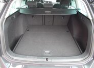 Volkswagen Golf Kombi 1,6 l 81 kw