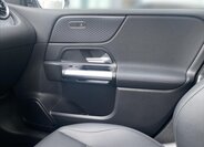 Mercedes-Benz Třídy B Hatchback 1,3 l 120 kw