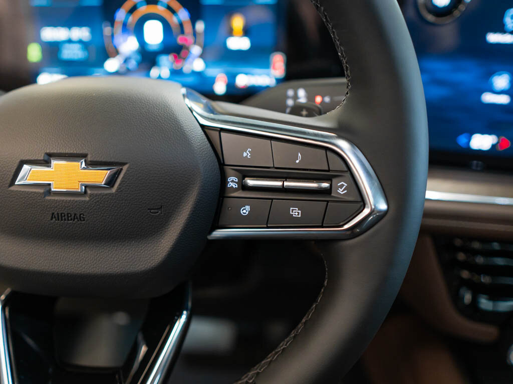 Chevrolet Suburban SUV 6,2 l 313 kw