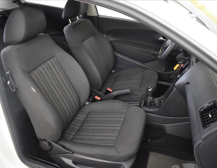 Volkswagen Polo Hatchback 999,0 44 kw