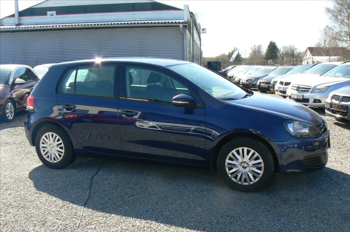 Volkswagen Golf Hatchback 1,4 l 59 kw