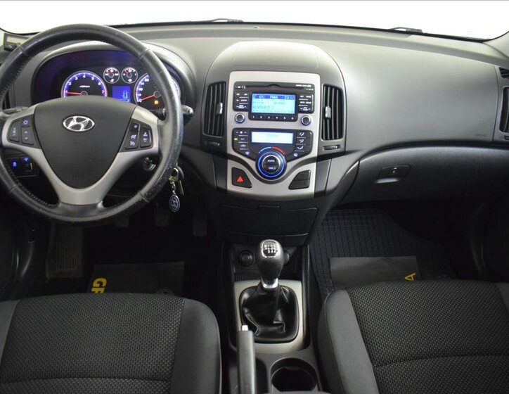 Hyundai i30 Kombi 1,6 l 92 kw