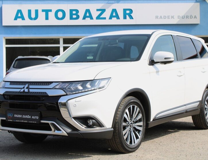 Mitsubishi Outlander SUV / Terénní 2,0 l 110 kw