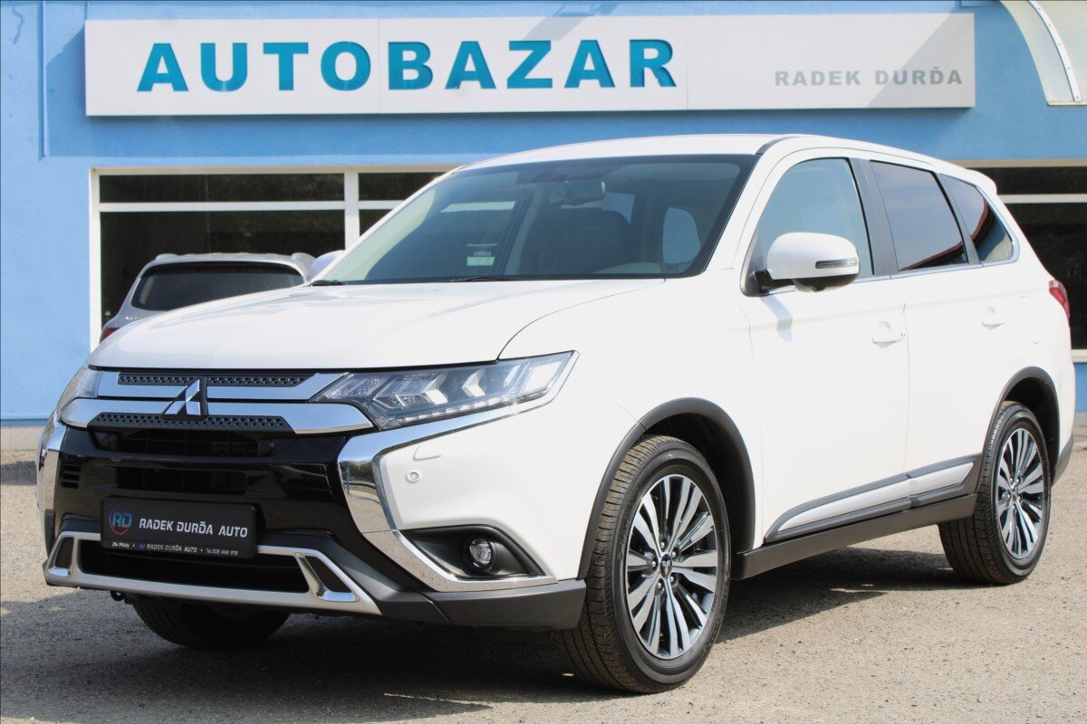 Mitsubishi Outlander SUV / Terénní 2,0 l 110 kw
