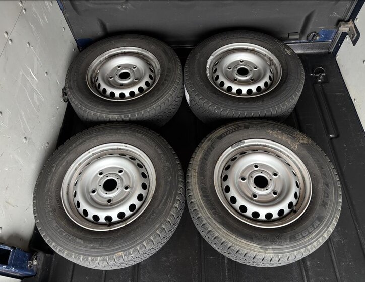 Ford Transit Skříň 2,0 l 96 kw