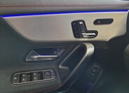 Mercedes-Benz CLA 12