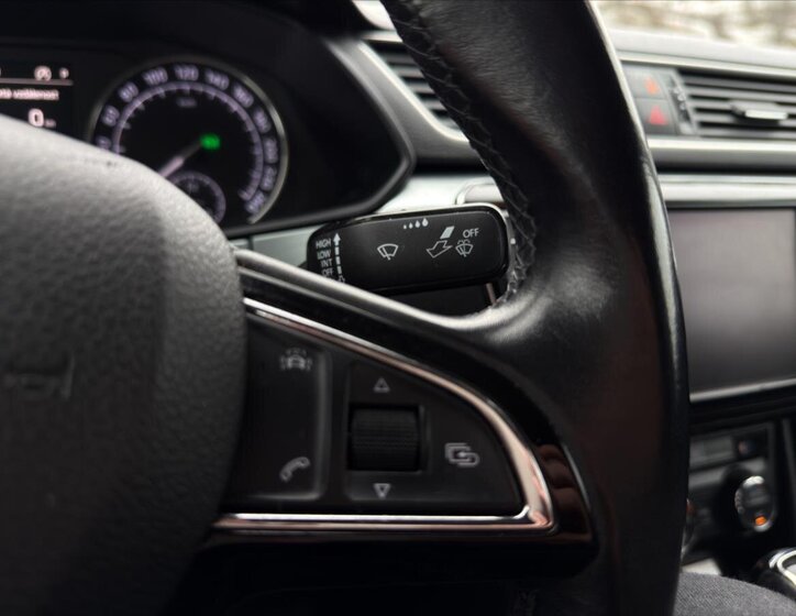 Škoda Superb Sedan 2,0 l 110 kw