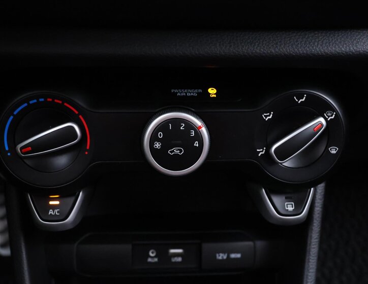 KIA Picanto Hatchback 998,0 73 kw