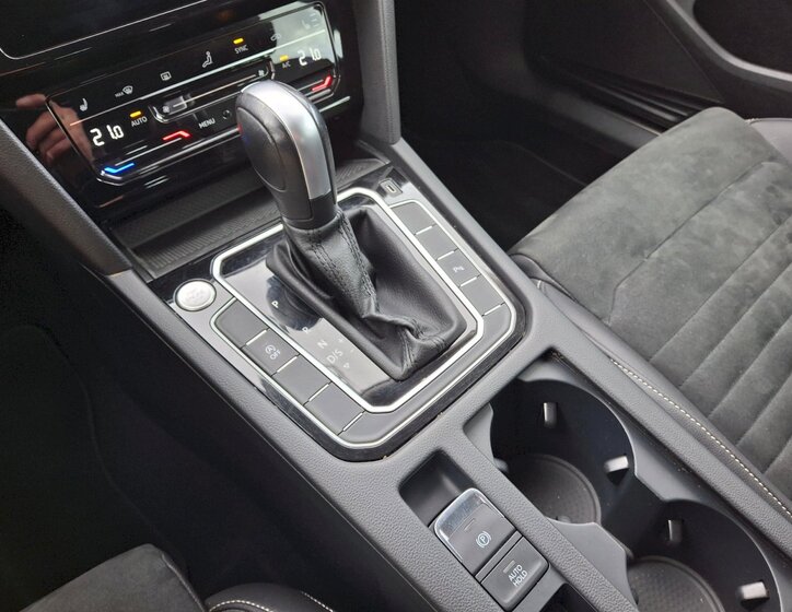 Volkswagen Passat Kombi 2,0 l 140 kw