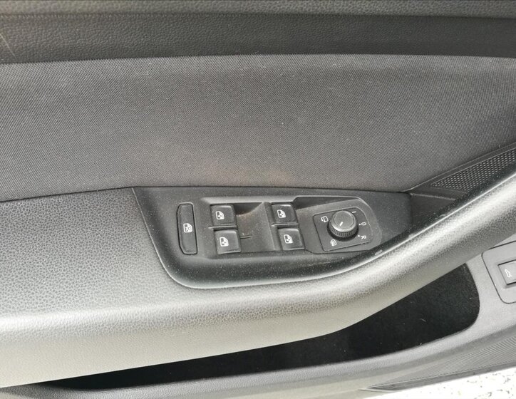 Volkswagen Passat Kombi 2,0 l 110 kw