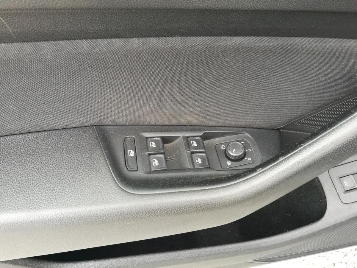 Volkswagen Passat Kombi 2,0 l 110 kw