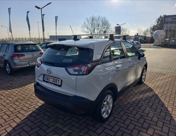 Opel Crossland SUV 1,2 l 60 kw