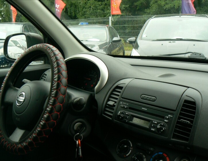 Nissan Micra 14