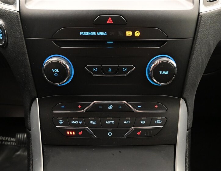 Ford S-MAX MPV 2,5 l 110 kw