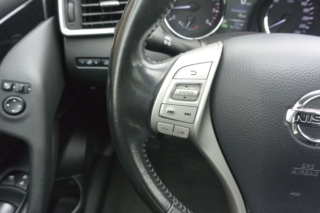 Nissan Qashqai SUV / Terénní 1,2 l 85 kw