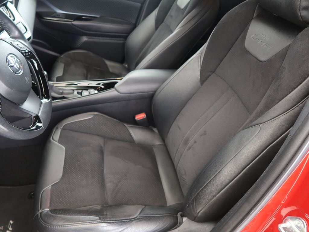 Toyota C-HR Hatchback 2,0 l 112 kw