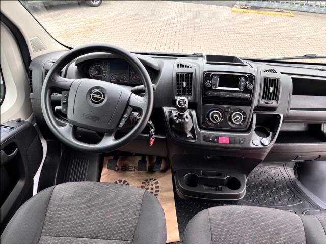 Opel Movano Skříň 2,2 l 103 kw