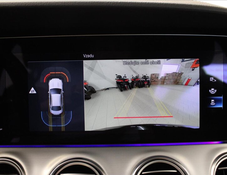 Mercedes-Benz Třídy E 25