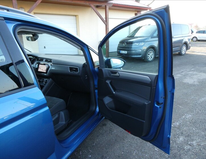 Volkswagen Touran MPV 1,2 l 81 kw