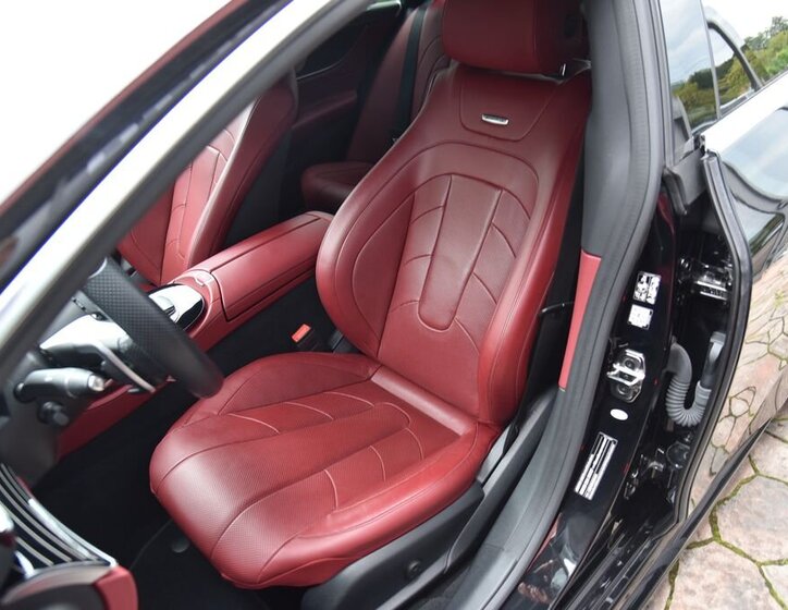 Mercedes-Benz CLS Sedan / Limuzína 3,0 l 320 kw