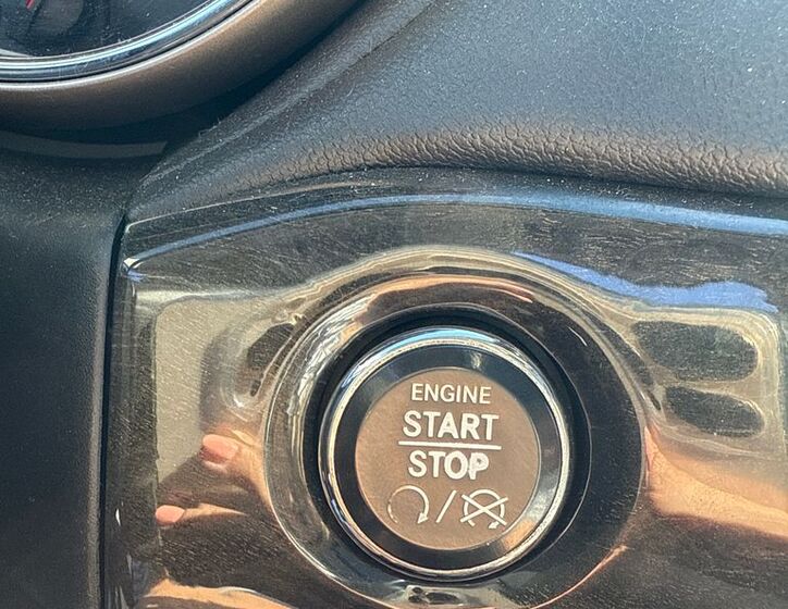 Jeep Grand Cherokee 12