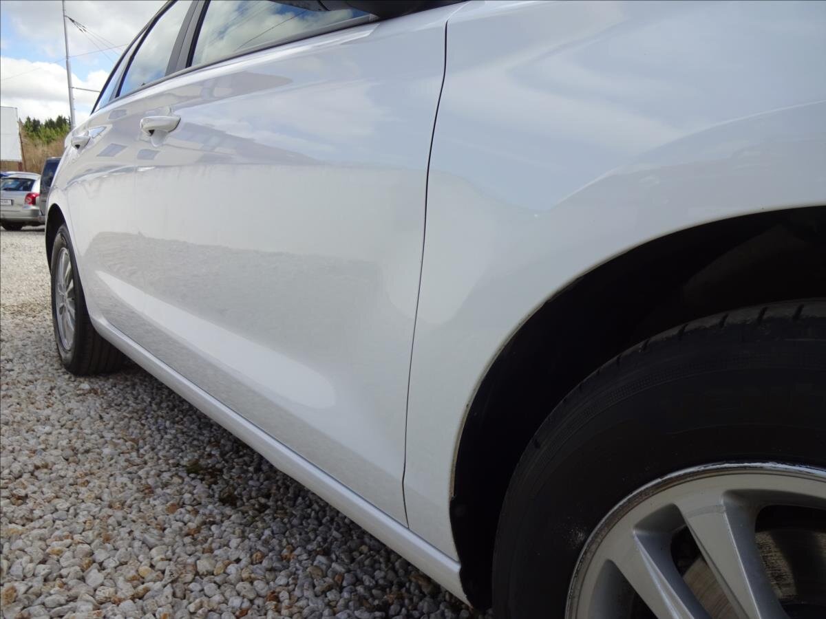 Hyundai i30 Kombi 1,6 l 85 kw