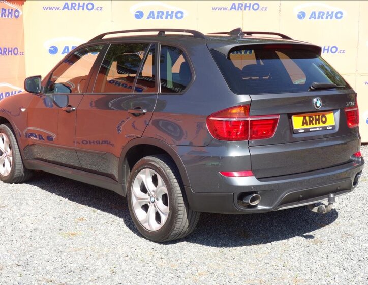 BMW X5 SUV / Terénní 3,0 l 225 kw