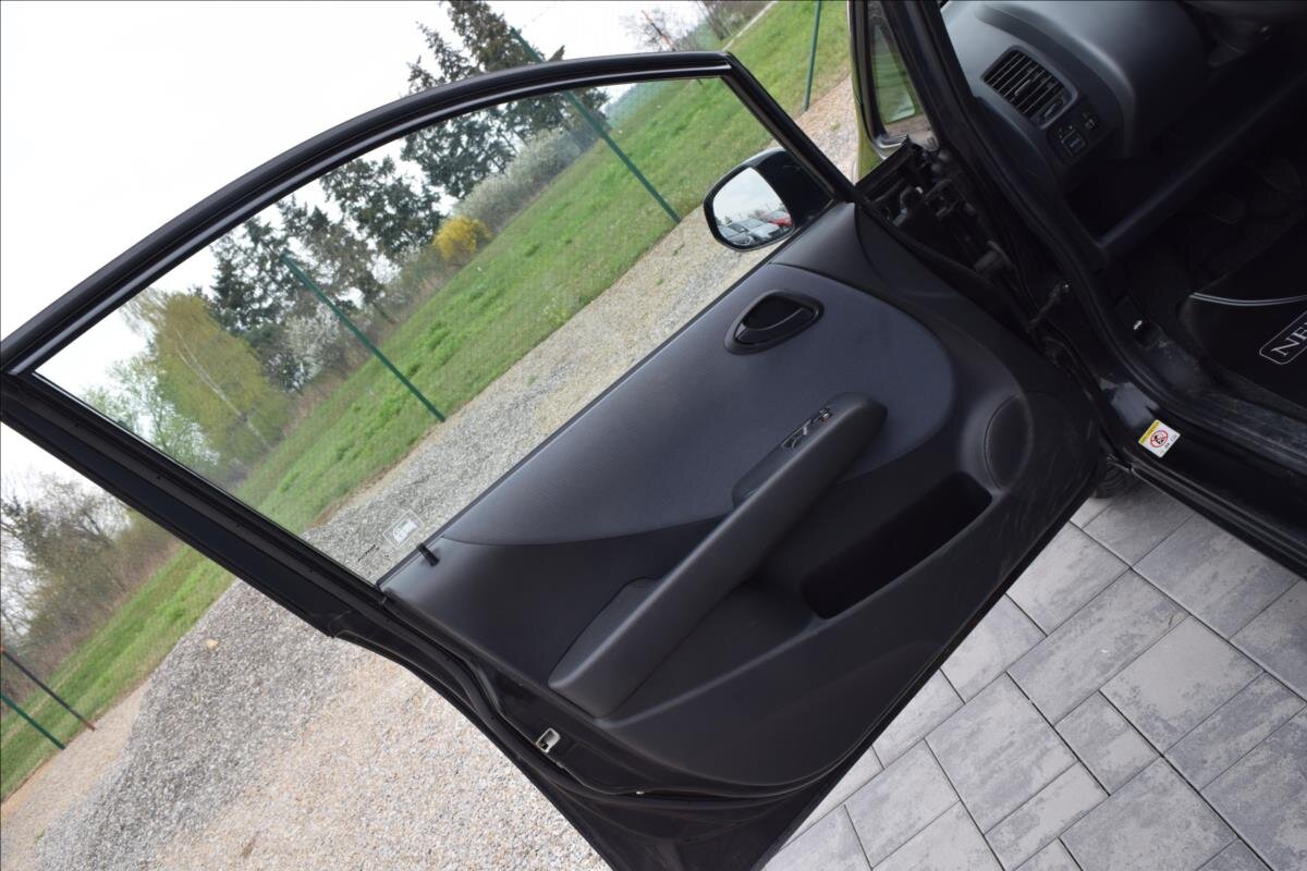 Honda Jazz Hatchback 1,2 l 57 kw
