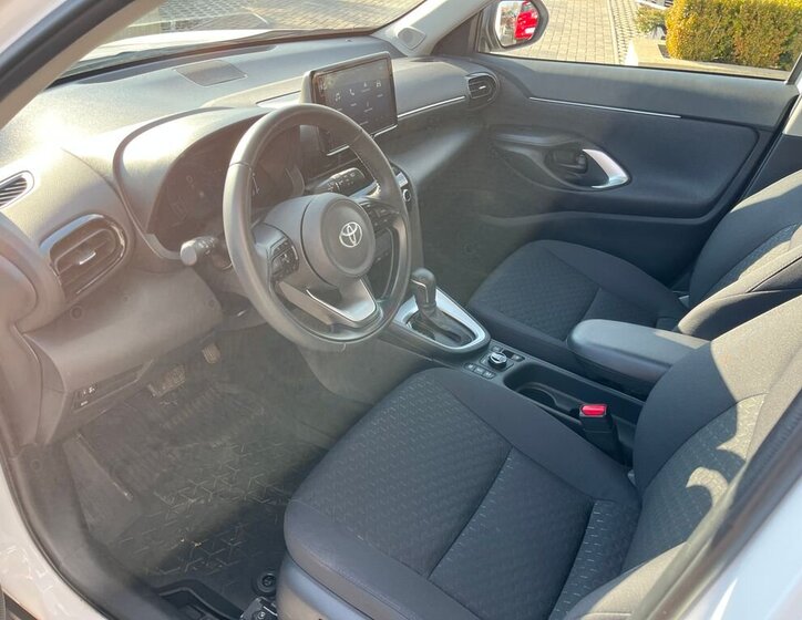 Toyota Yaris Cross SUV / Terénní 1,5 l 68 kw