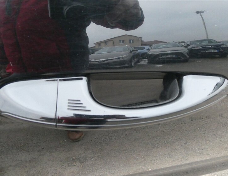 Ford S-MAX MPV 2,0 l 110 kw