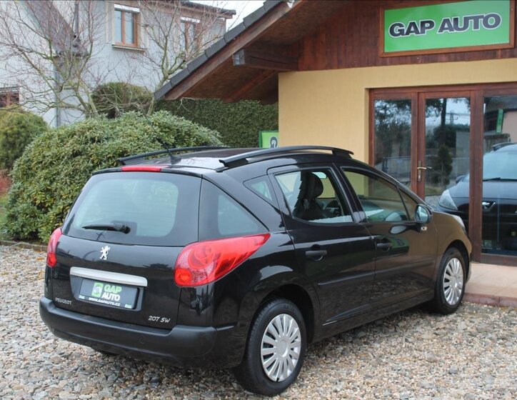 Peugeot 207 Kombi 1,4 l 54 kw